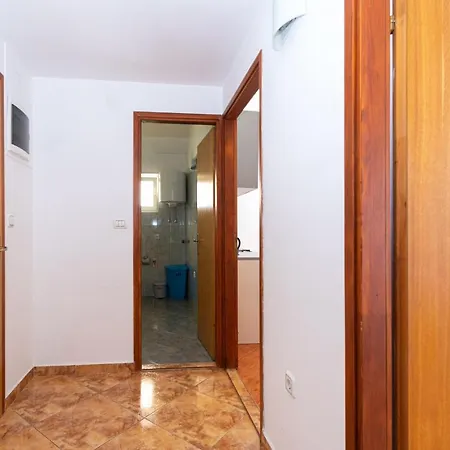 Family Friendly With A Swimming Pool Nin, Zadar - 18821 Apartment Nin