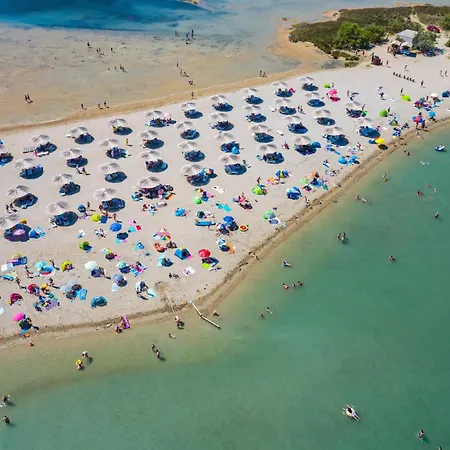 Family-friendly With Swimming Pool Nin, Zadar - 18821 نين
