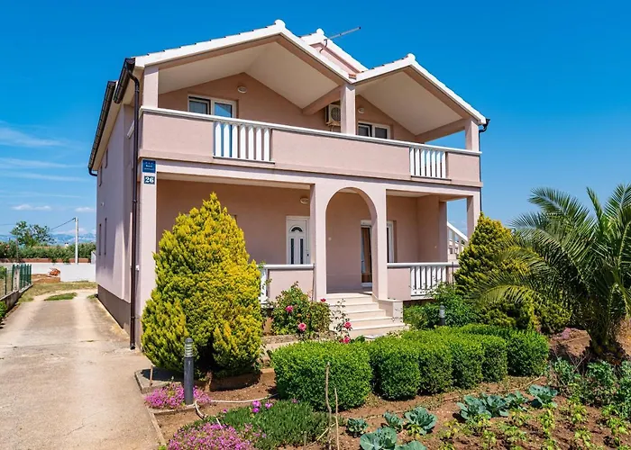 Апартаменты Family-friendly With Swimming Pool Nin, Zadar - 18821 *