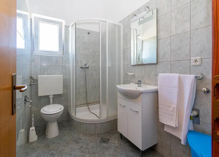 Family-friendly With Swimming Pool Nin, Zadar - 18821